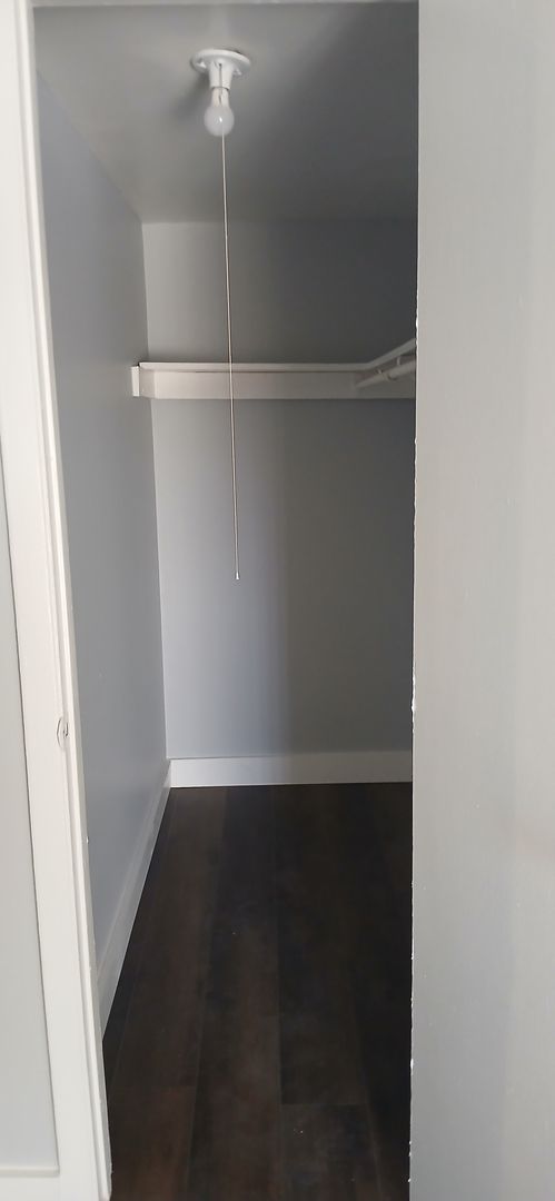 3 beds, 2 baths, 1,200 sqft, $1,500, Unit 239