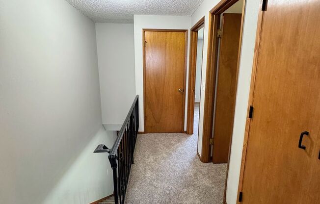 2 beds, 1.5 baths, $1,595, Unit 3281