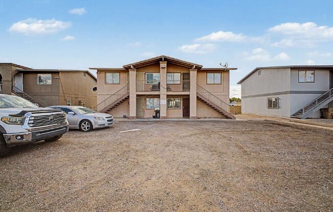 7144 N 66 DR
