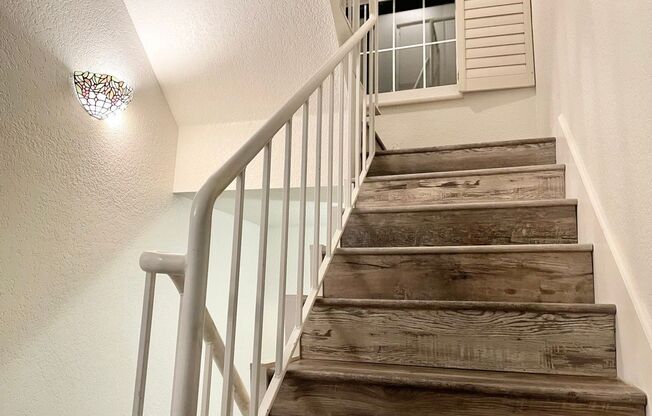 Its has that WOW Factor! Great Location and Spacious 3 Bedroom Available Early May!