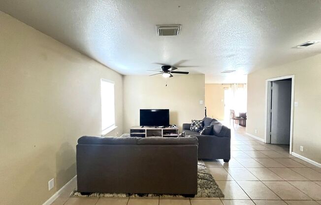 3 beds, 2 baths, $1,895