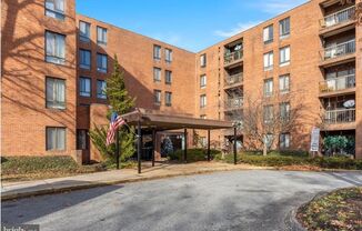 6711 Park Heights Ave