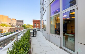 Studio, 1 bath, $3,650, Unit 18L