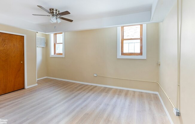 121 72 ST