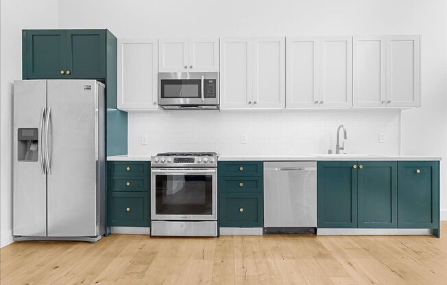 135 N Doheny Dr Apt 103