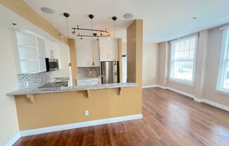 1 bed, 1 bath, $2,495