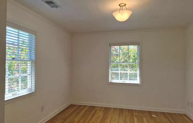 1 bed, 1 bath, 740 sqft, $1,630, Unit 39