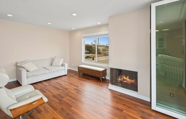 Stunning Ocean Beach Top Floor Corner Beachside Living With Ocean View AND Two Parking Spaces!