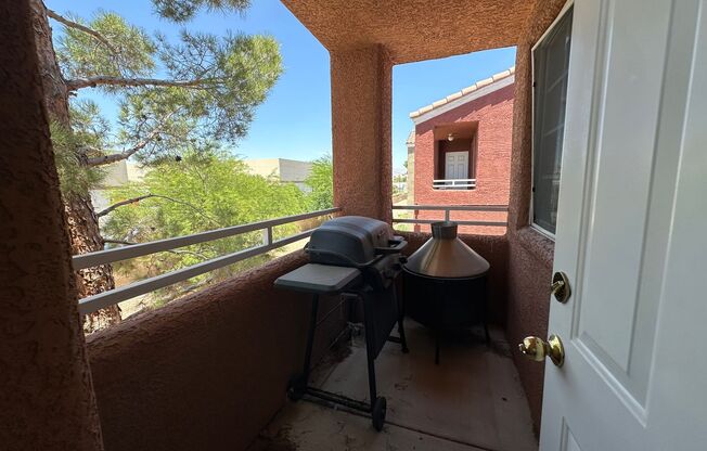 3 beds, 2 baths, $1,345, Unit # 2154