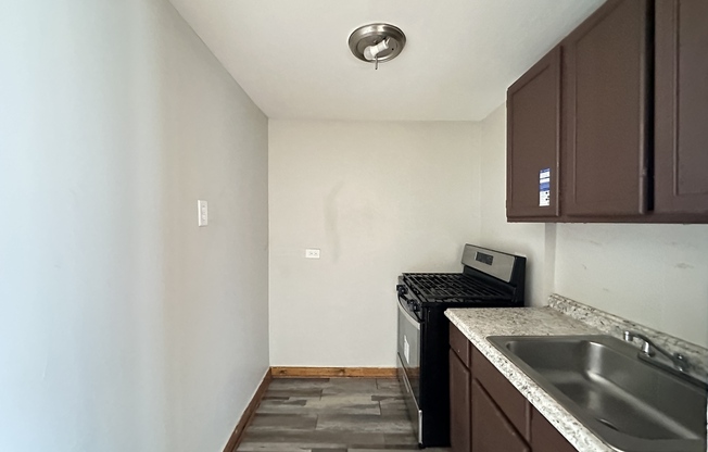 6708 CLAREMONT