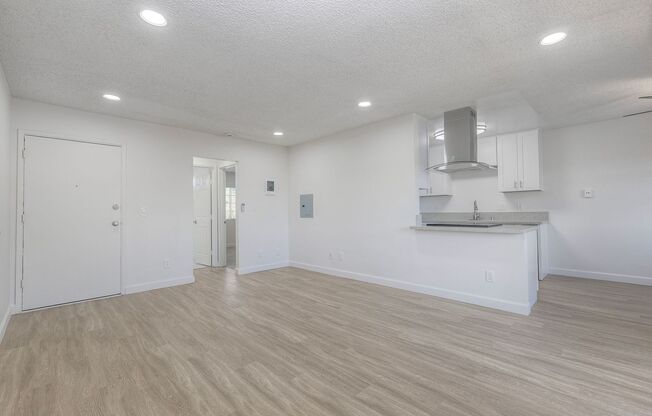 1 bed, 1 bath, 675 sqft, $1,975, Unit A-06
