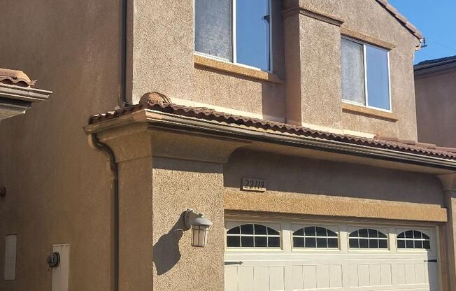 BEAUTIFUL SPACIOUS TOWNHOUSE IN GREAT LOCATION