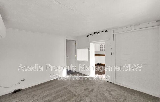 50 FREEDOM BLVD 200 W