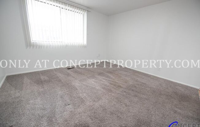 2 beds, 1 bath, 790 sqft, $1,249, Unit 10