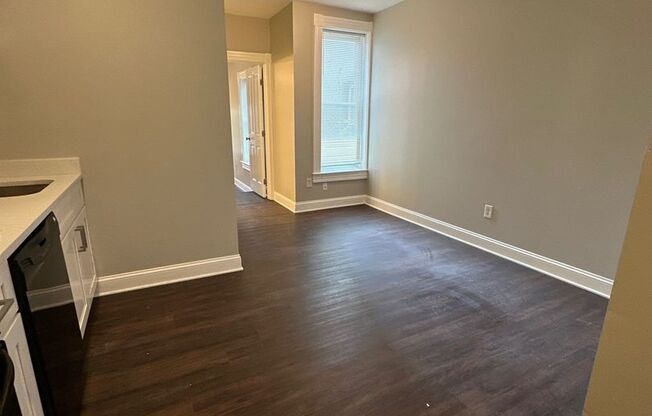 2125 1/2 McCulloh St
