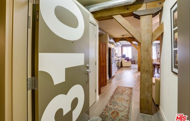 1 bed, 1 bath, 1,060 sqft, $3,350, Unit 310