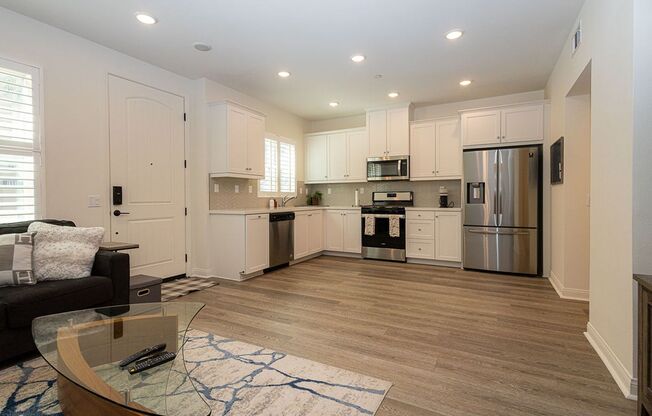 Bright and Airy Split-Level Townhouse in Whittier – 3 Bed, 2.5 Bath