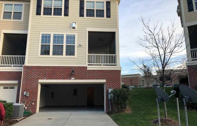 2001 VALLEYSTONE DR