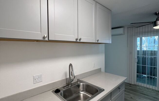 1 bed, 1 bath, 595 sqft, $1,625, Unit 707-5