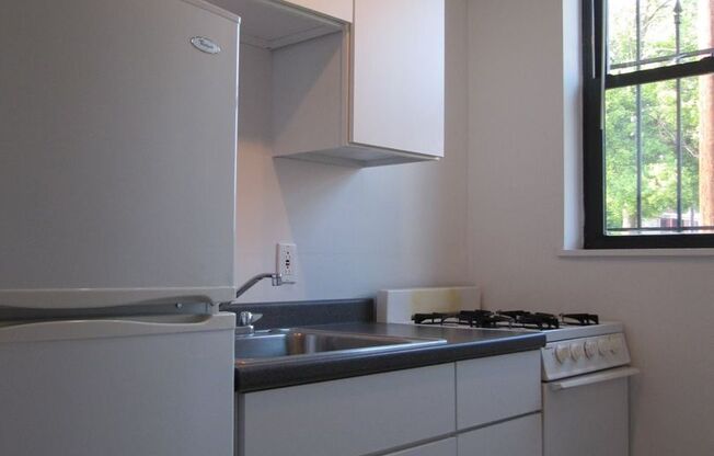 147 S. Negley Avenue