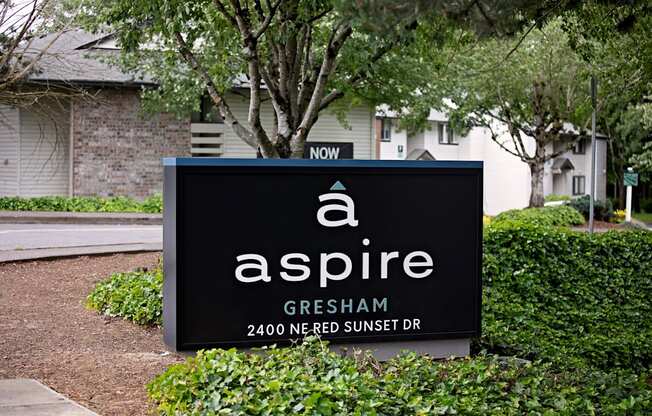 Aspire Gresham Apartments Exterior Monument Sign