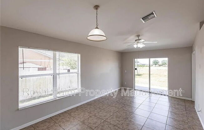 2130 NE 8 PL