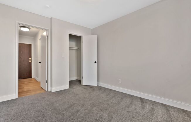 2 beds, 1 bath, $1,685, Unit 111