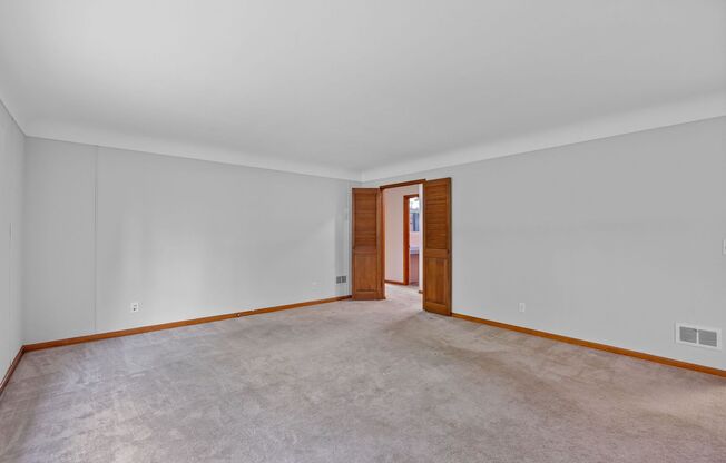 GREEN TWNSHP-2 bedroom 1.5 bath brick ranch w/ fireplace & 1 car garage