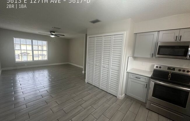 5613 E 127 AVE