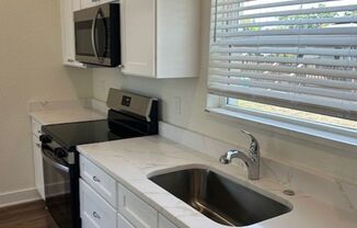 *NEW Build! Centrally located 1/1.