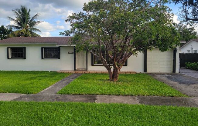 Exquisite 3-Bedroom Fully Remodeled Home in Cutler Bay – Ready for Luxury Living!