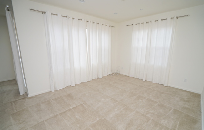 COMING SOON! Villa Metro Home for Rent!