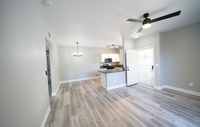 2 beds, 2 baths, $1,495, Unit Building 9