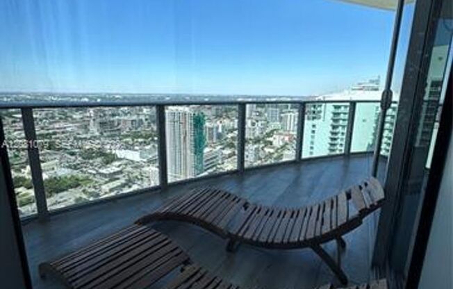 2 beds, 2.5 baths, $5,500, Unit # 4701