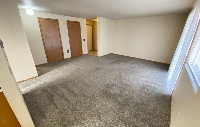 109 S Pearl St.