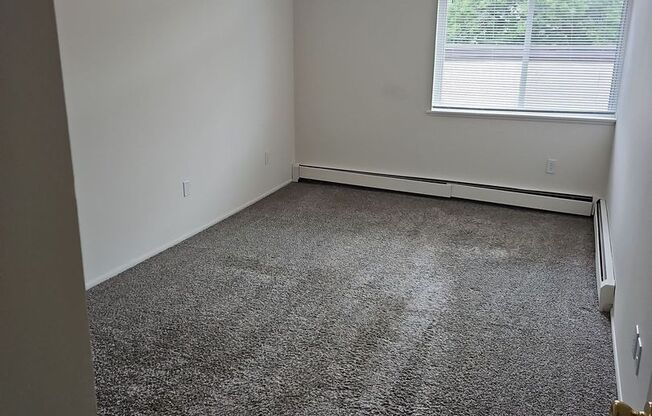Riverland Apartments