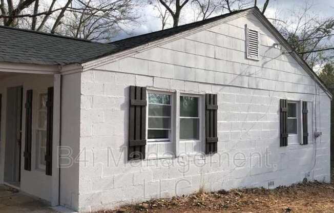 70 W SMITH RD