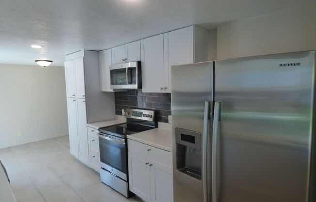 $0 DEPOSIT OPTION! RANCH STYLE HOME IN PRIME VIRGINIA VILLAGE!!!