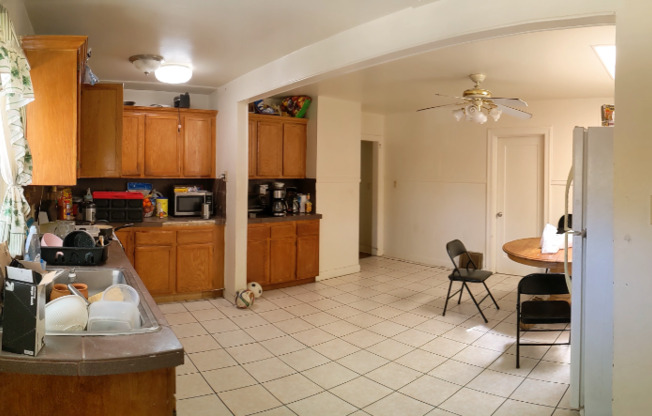 575 N 10 ST