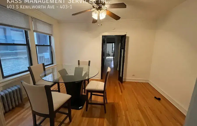 403 S KENILWORTH