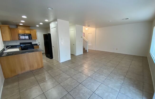 3 bed/2.5 bath in Mountains Edge 89178