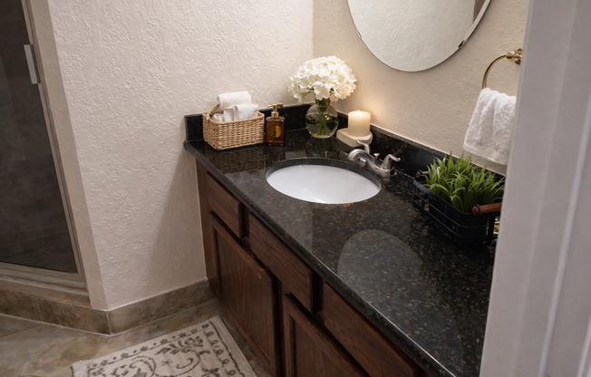 FOR RENT! Beautiful 2/2 Winter Park  Pool View Condo  in front of Full Sail!