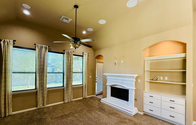 Stunning single-story home in a highly desirable neighborhood!