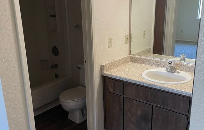 1 bed, 1 bath, 672 sqft, $1,545, Unit 09F