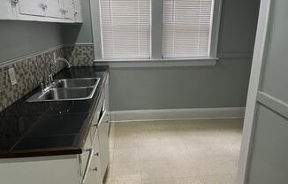 2 beds, 1 bath, $1,050