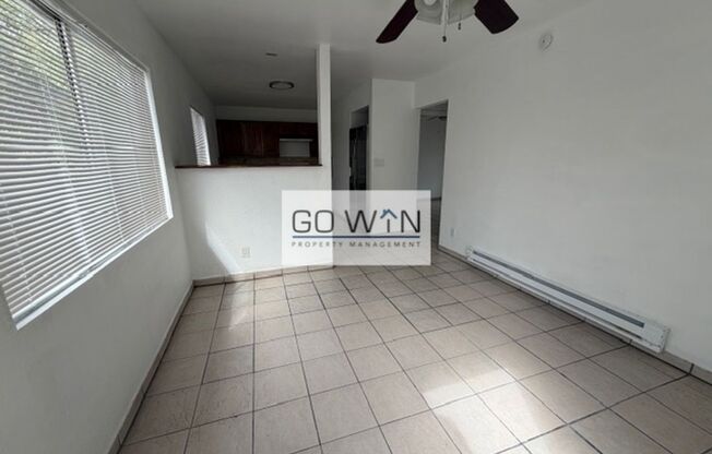 2 beds, 1 bath, 750 sqft, $1,199, Unit 4