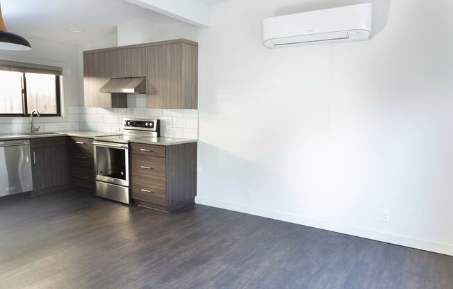 1 bed, 1 bath, 625 sqft, $1,550, Unit Unit 3