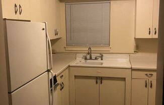 1300-1500 Oakland Rd NE