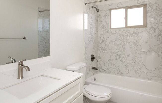 1 bed, 1 bath, 700 sqft, $2,095, Unit 08