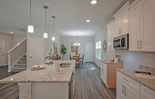 3 beds, 2.5 baths, 1,652 sqft, $2,200, Unit 5409